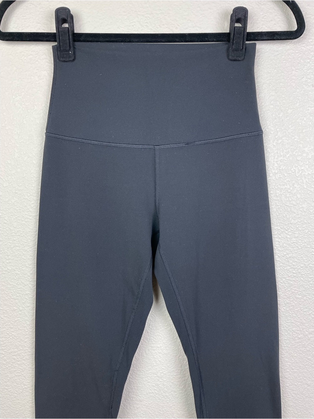 Lululemon Women's 4 Black Align Pant 28" Nulu Highwaisted Leggings Athletic Gym - Picture 3 of 16